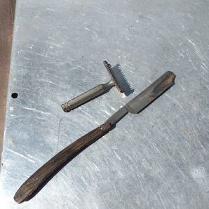 Vintage Straight Razor and Safety Razor Set - Brown Handle